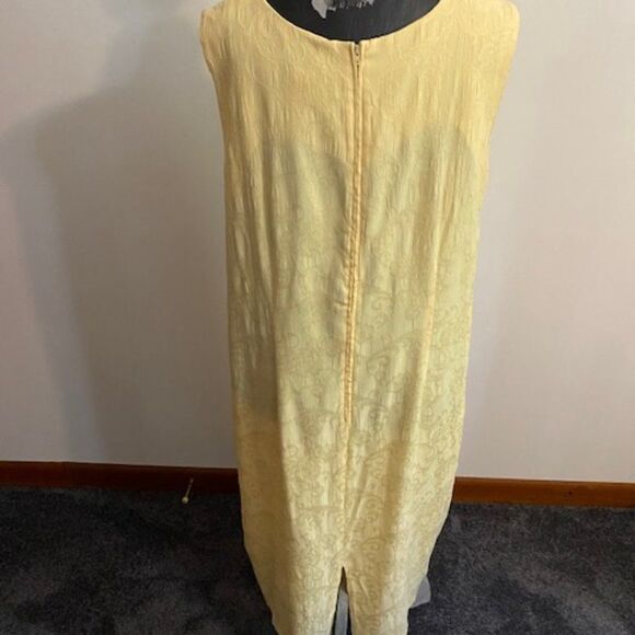 Lady Dorby Yellow sleeveless dress, size 24W - Picture 3 of 5